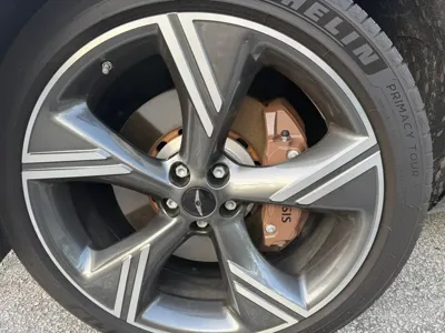 Genesis GV80 2024, 20392 км, за 43980.57 USD