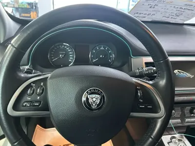 Jaguar XF 2014, 64754 км, за 4957.7 USD