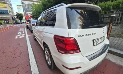 Mercedes-Benz GLK-Class 2015, 243000 км, за 4690.56 USD