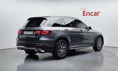 Mercedes-Benz GLC-Class 2020, 45046 км, за 25437.72 USD