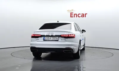 Audi A4 2021, 46626 км, за 15758.01 USD