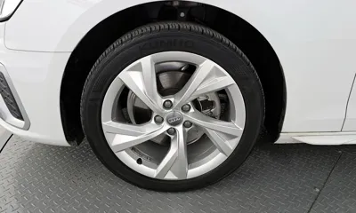 Audi A4 2021, 46626 км, за 15758.01 USD