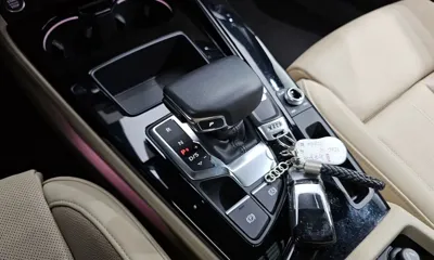 Audi A4 2021, 46626 км, за 15758.01 USD - фото 9