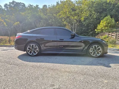BMW i4 2022, 73448 км, за 28238.3 USD - фото 7