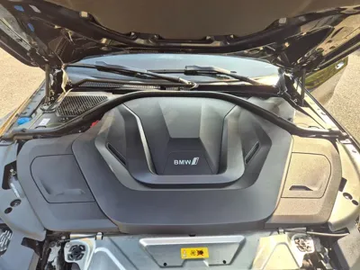 BMW i4 2022, 73448 км, за 28238.3 USD - фото 9