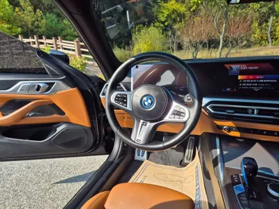 BMW i4 2022, 73448 км, за 28238.3 USD - фото 17