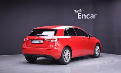 Mercedes-Benz A-Class 2019, 18518 км, за 13022.81 USD