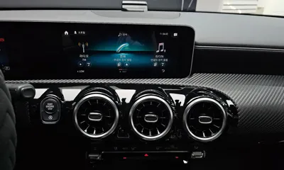 Mercedes-Benz A-Class 2019, 18518 км, за 13004.17 USD - фото 13