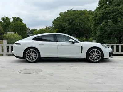 Porsche Panamera 2022, 50000 км, за 85048.38 USD