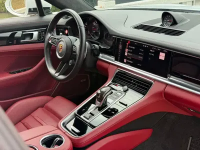 Porsche Panamera 2022, 50000 км, за 85048.38 USD - фото 12