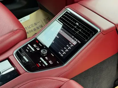 Porsche Panamera 2022, 50000 км, за 85048.38 USD - фото 13