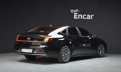 Hyundai Sonata 2021, 93720 км, за 13544.76 USD