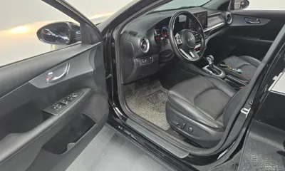 Kia K3 2022, 68653 км, за 11009.78 USD - фото 10