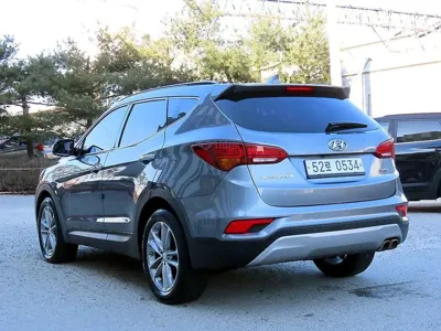 Hyundai Santafe 2016, 128246 км, за 8664.83 USD