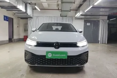 Volkswagen Lavida 2023, 42200 км, за 10160 USD