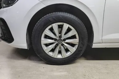 Volkswagen Lavida 2023, 42200 км, за 10160 USD - фото 11