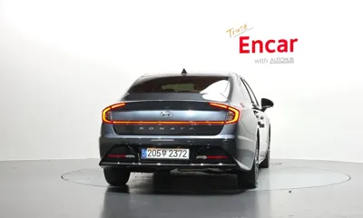 Hyundai Sonata 2022, 54164 км, за 17291.81 USD