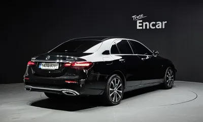 Mercedes-Benz E-Class 2021, 85012 км, за 25041.29 USD