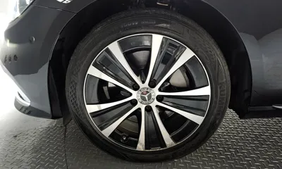 Mercedes-Benz E-Class 2021, 85012 км, за 25041.29 USD