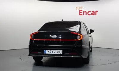 Hyundai Sonata 2020, 99809 км, за 10371.54 USD