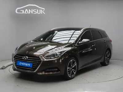 Hyundai i40 2016, 256366 км, за 2927.4 USD