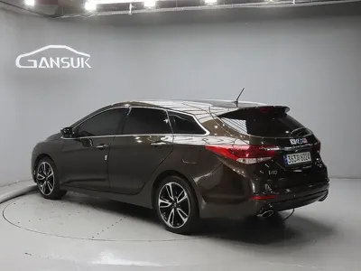 Hyundai i40 2016, 256366 км, за 2927.4 USD