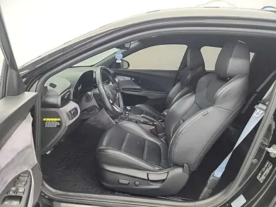 Hyundai Veloster 2019, 204716 км, за 5850.61 USD - фото 11
