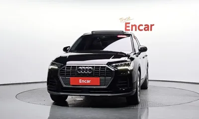 Audi Q3 2025, 23041 км, за 26782.2 USD