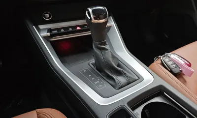 Audi Q3 2025, 23041 км, за 26782.2 USD - фото 9