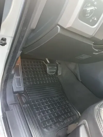 Land Rover Discovery 2006, 245000 км, за 7271.29 USD - фото 8