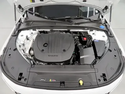 Volvo S90 2026, 2455 км, за 39057.37 USD - фото 6