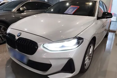 BMW 1 Series · 2021 год