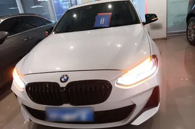 BMW 1 Series 2021, 67700 км, за 12789 USD