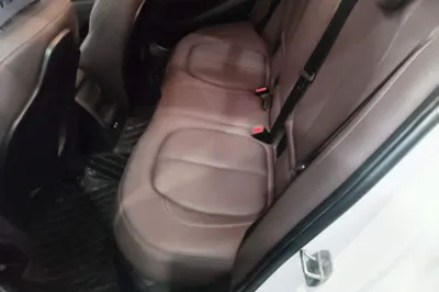 BMW 1 Series 2021, 67700 км, за 12789 USD - фото 20