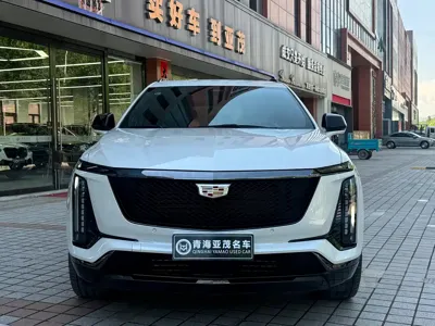 Cadillac XT5 2024, 8000 км, за 37789.36 USD