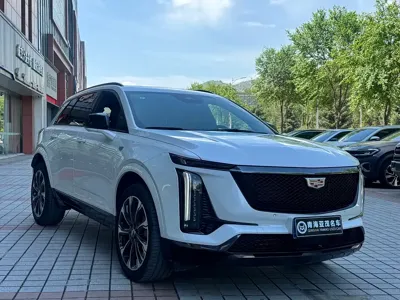 Cadillac XT5 2024, 8000 км, за 37789.36 USD