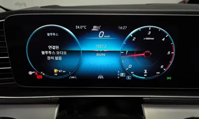 Mercedes-Benz GLE-Class 2021, 85298 км, за 33197.47 USD - фото 8