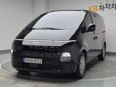 Hyundai Staria · 2022 год