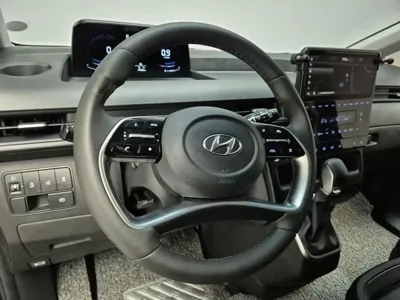 Hyundai Staria 2022, 13049 км, за 17001.44 USD - фото 9