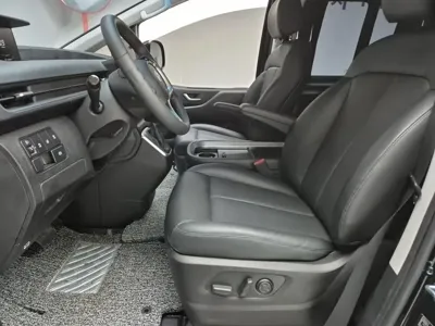 Hyundai Staria 2022, 13049 км, за 17001.44 USD - фото 11