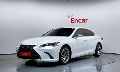 Lexus ES · 2025 год