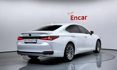 Lexus ES 2025, 14075 км, за 38860.44 USD