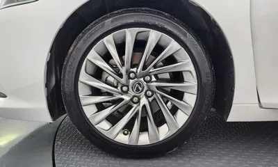 Lexus ES 2025, 14075 км, за 38860.44 USD