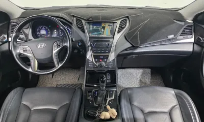 Hyundai Grandeur 2014, 127411 км, за 4400.94 USD - фото 7