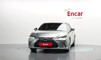 Lexus ES 2023, 30902 км, за 29473.55 USD