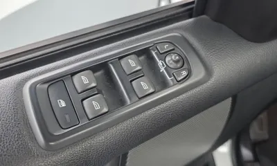 Land Rover Discovery 2016, 144987 км, за 13335.95 USD - фото 14