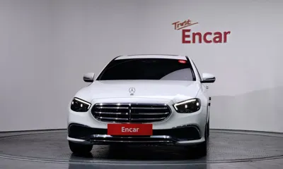 Mercedes-Benz E-Class 2021, 42885 км, за 24834.42 USD