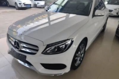 Mercedes-Benz C-Class · 2017 год