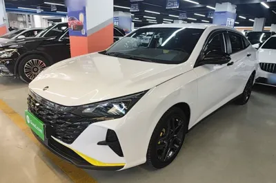 Dongfeng Aeolus Yixuan · 2023 год