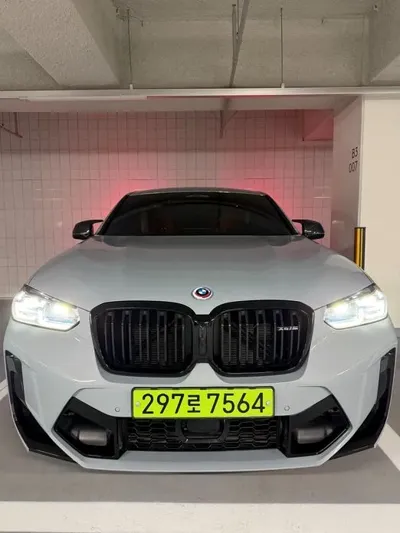 BMW X4M 2025, 17200 км, за 65273.14 USD